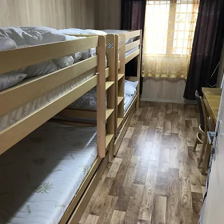 Chalmova 27 Besztercsény