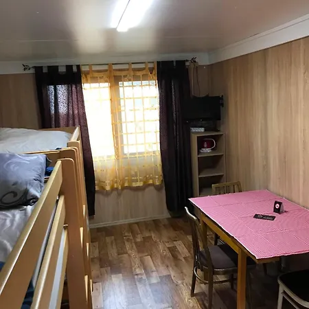 Kemping Chalmova 27 *