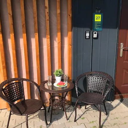 Chalmova 27 Kemping Besztercsény